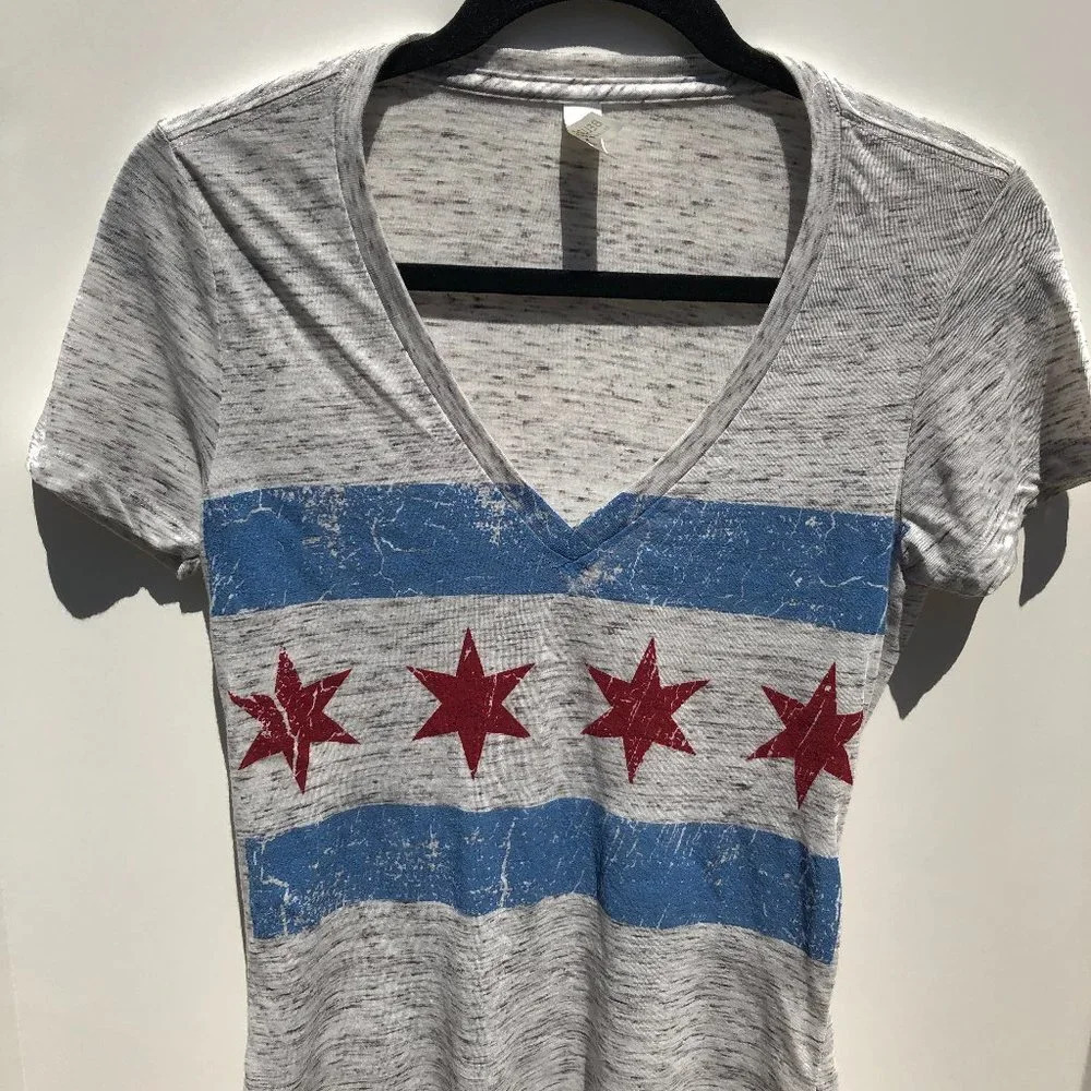 Bella+Canvas VNeck Short Slv Top Gry/Blu/Red Sz M - Picture 2 of 9